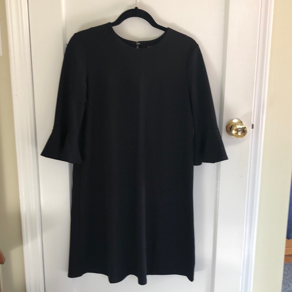 PERFECT black dress!